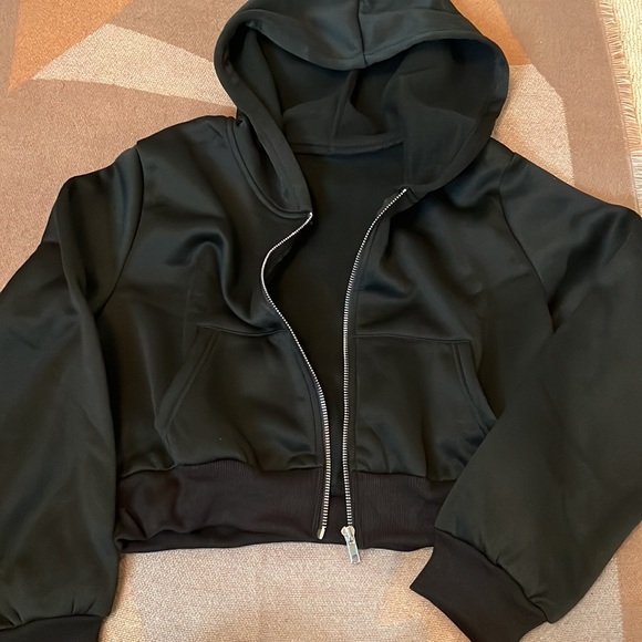 New oversized Black Full Zip Cropped Hoodie, M - Picture 2 of 6